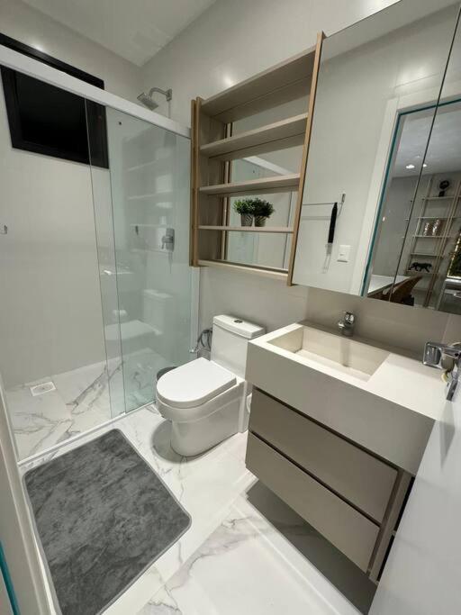 Infinity Tower Flat - 1403