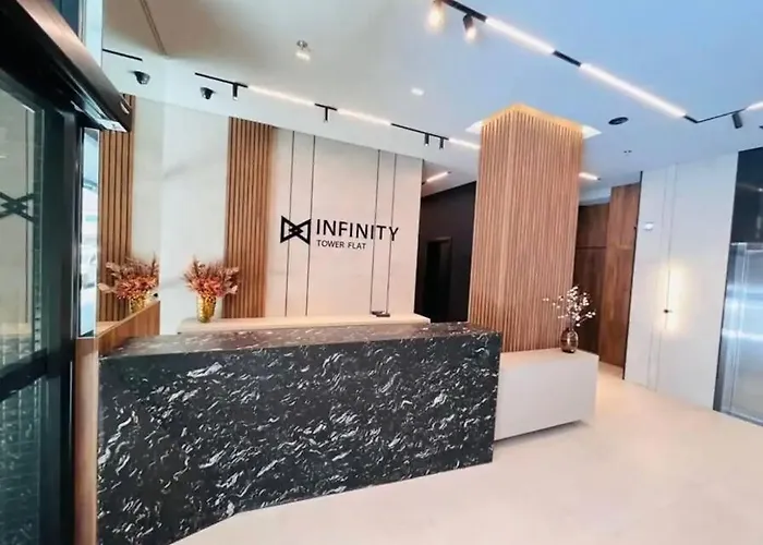 Infinity Tower Flat - 1403